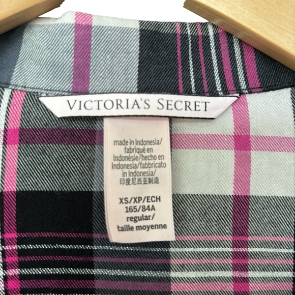 Victoria's Secret Pink/Grey Plaid Flannel Pajama Top XSmall - Picture 5 of 10